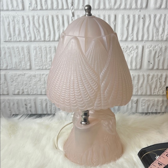 Vintage Pink Glass Lady Table Lamp - Picture 3 of 4
